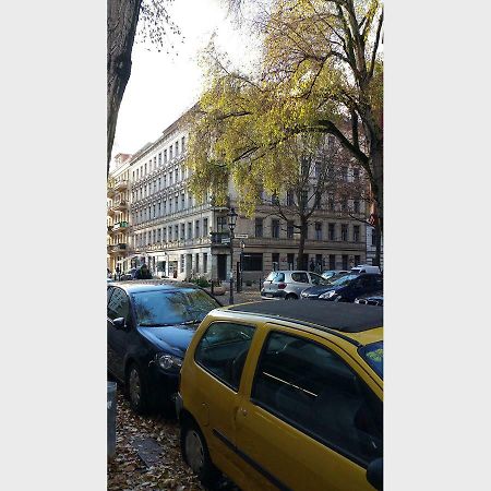 Lodgecity - Private Rooms B Berlin Bagian luar foto